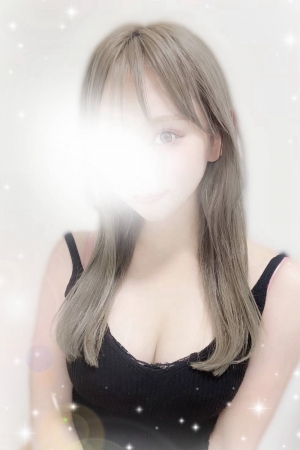 三上　りな